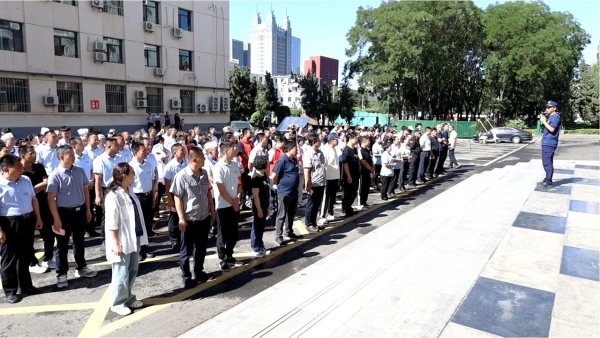 自治区机关事务管理局第三后勤服务中心组织开展消防应急演练3